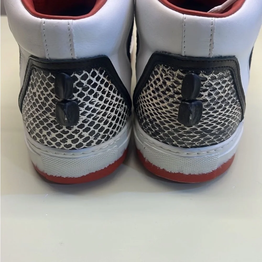 NWT Roberto Cavalli Leatger Black white red snakeskin  Sneakers